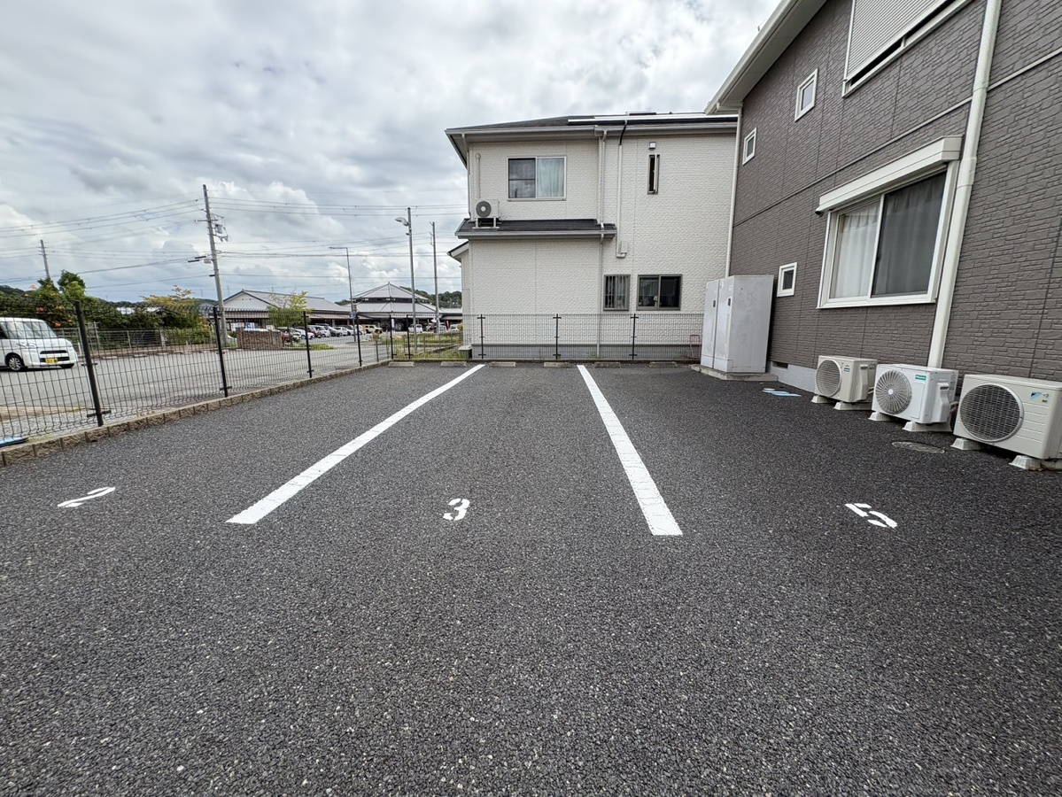 駐車場 写真32