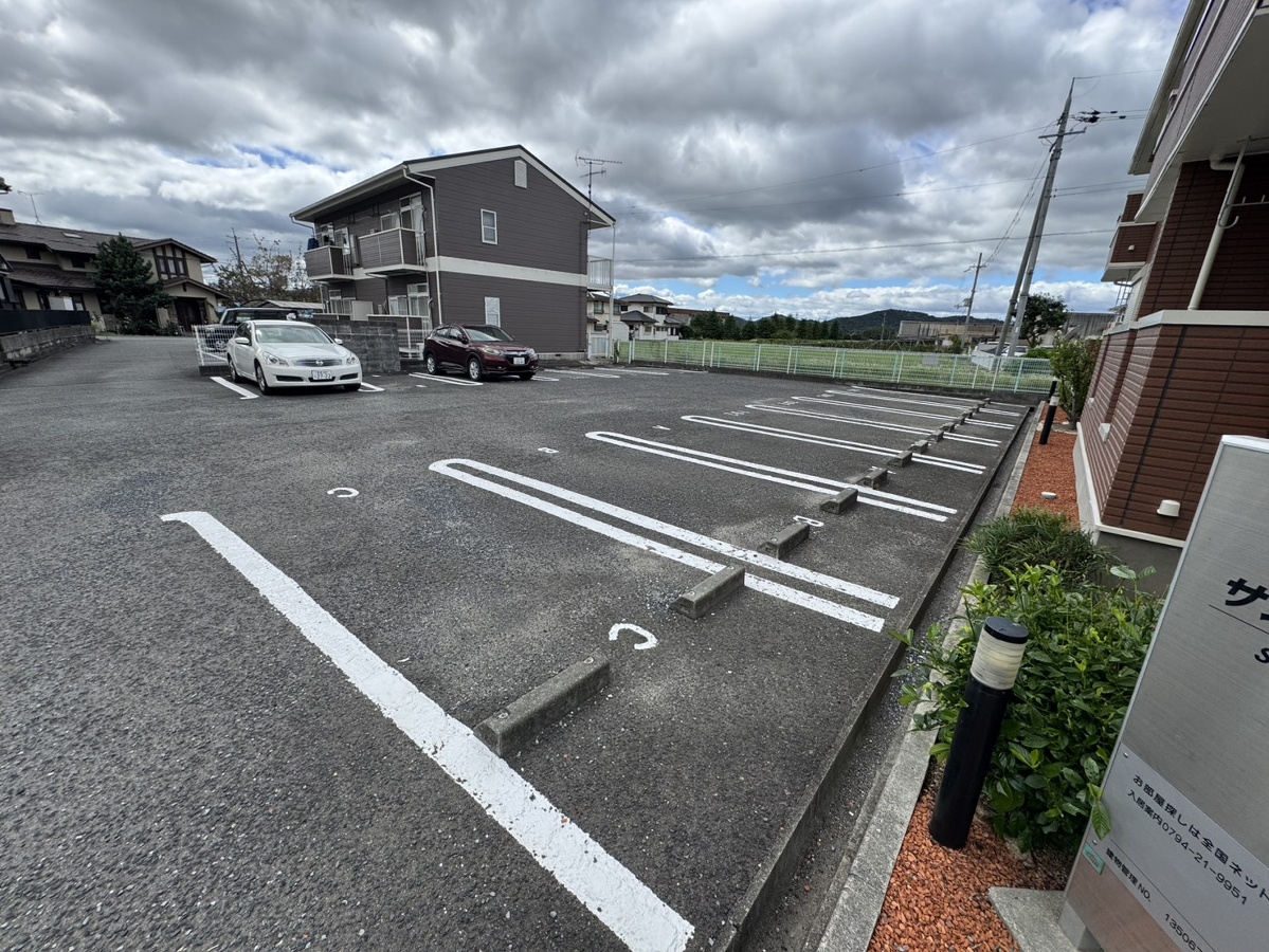 駐車場 写真32