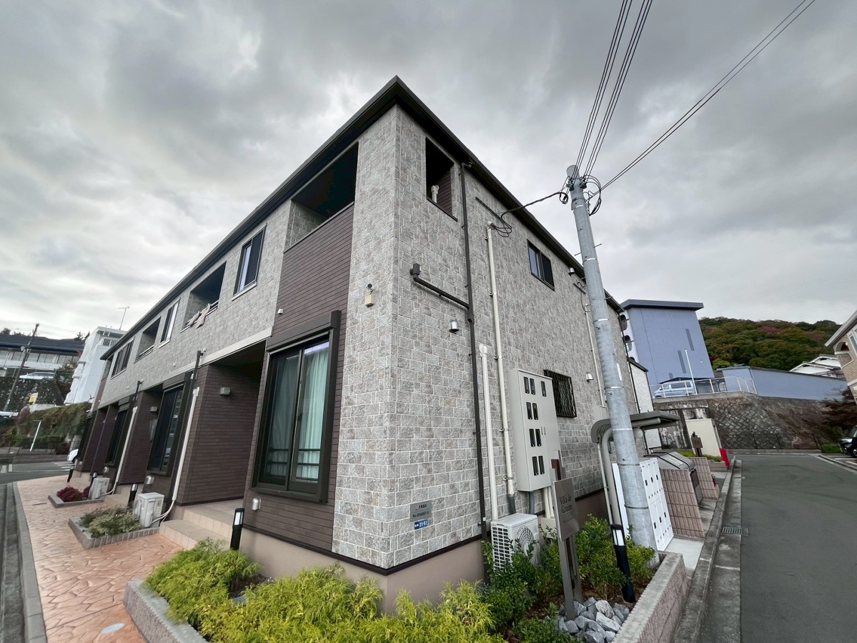 ヴィラドゥグレーヌ梅ケ谷　D棟