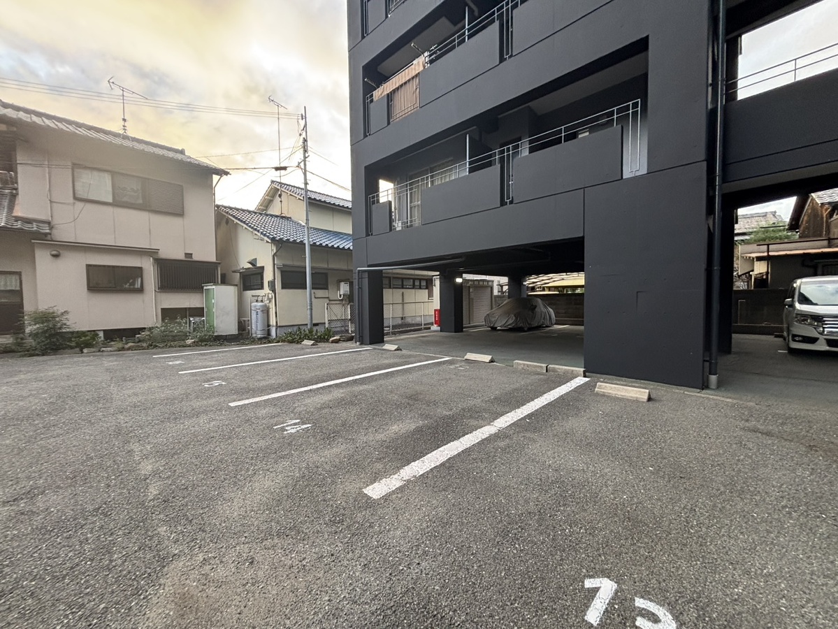 駐車場 写真5