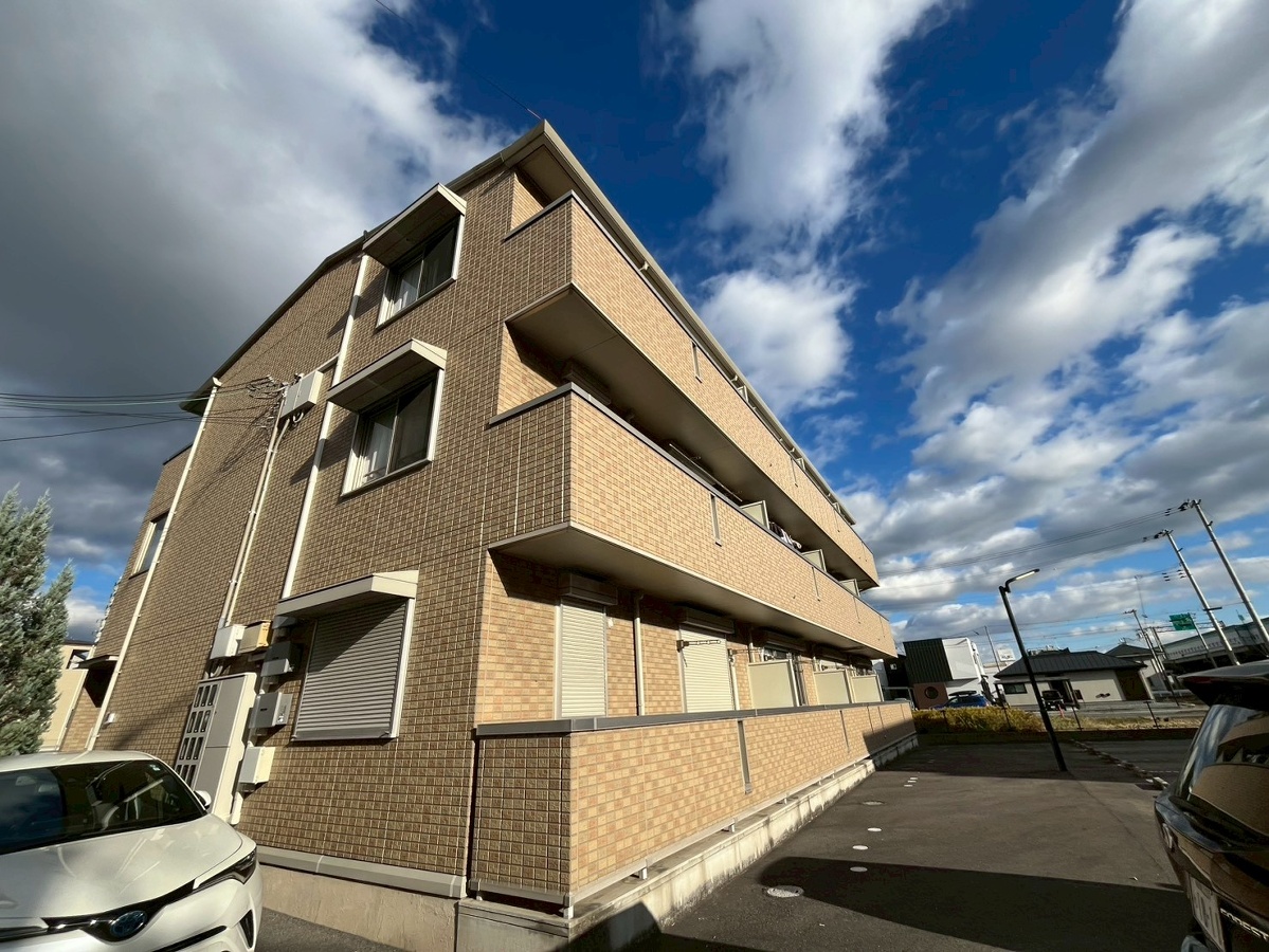 サンテ・レザンジュ　B棟