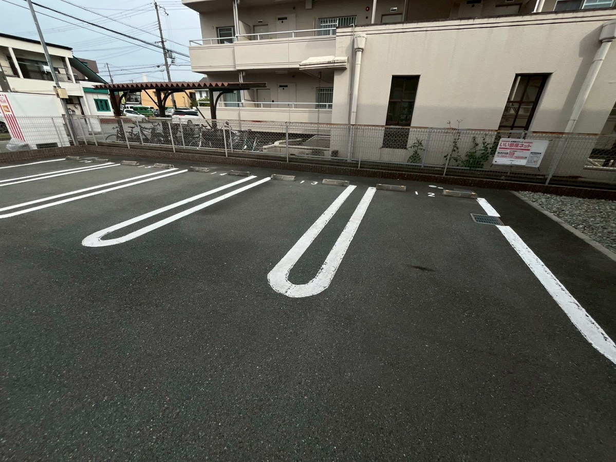 駐車場 写真18