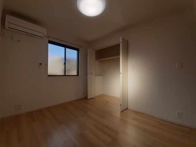 居室 写真4