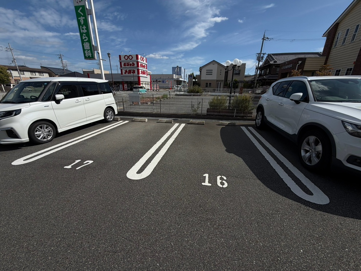 駐車場 写真5