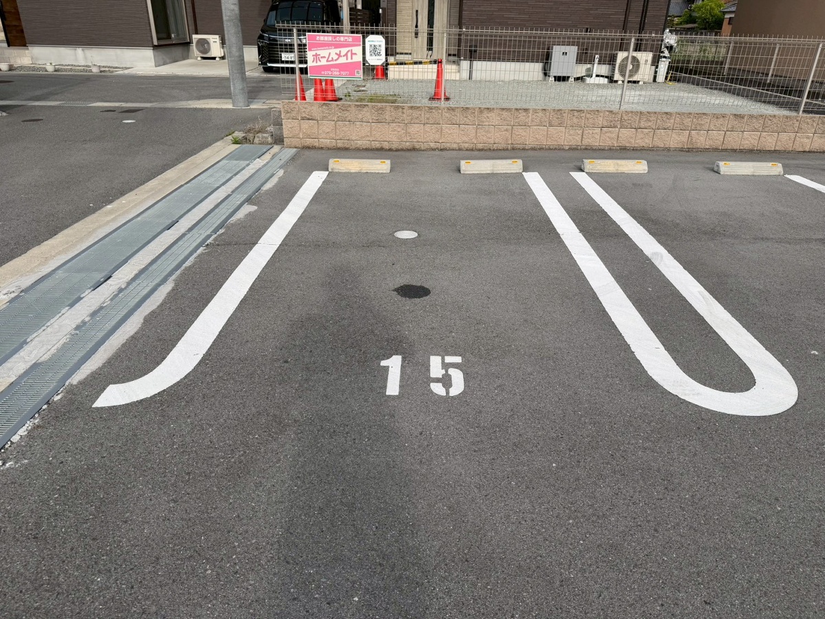 駐車場 写真16