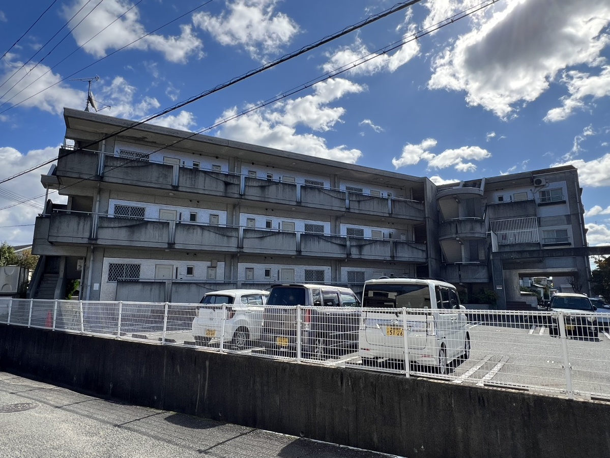 サンシャイン山下 B棟