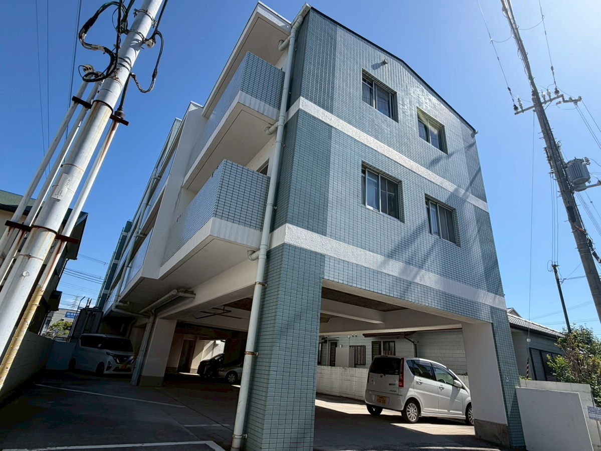 ロイヤルコーポ野添
