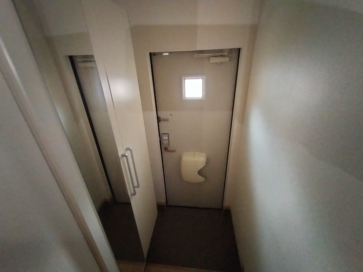 玄関 写真12