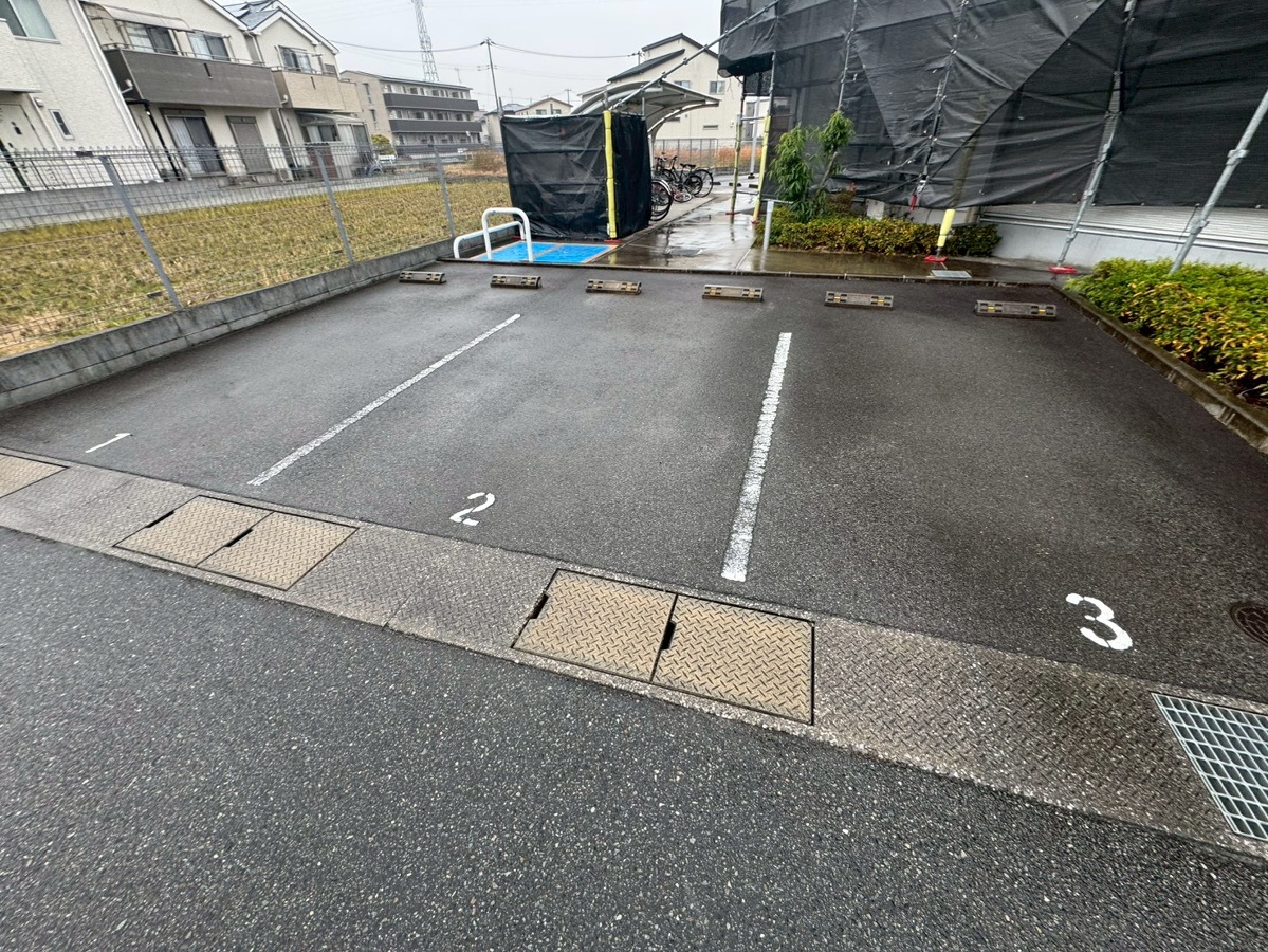 駐車場 写真5