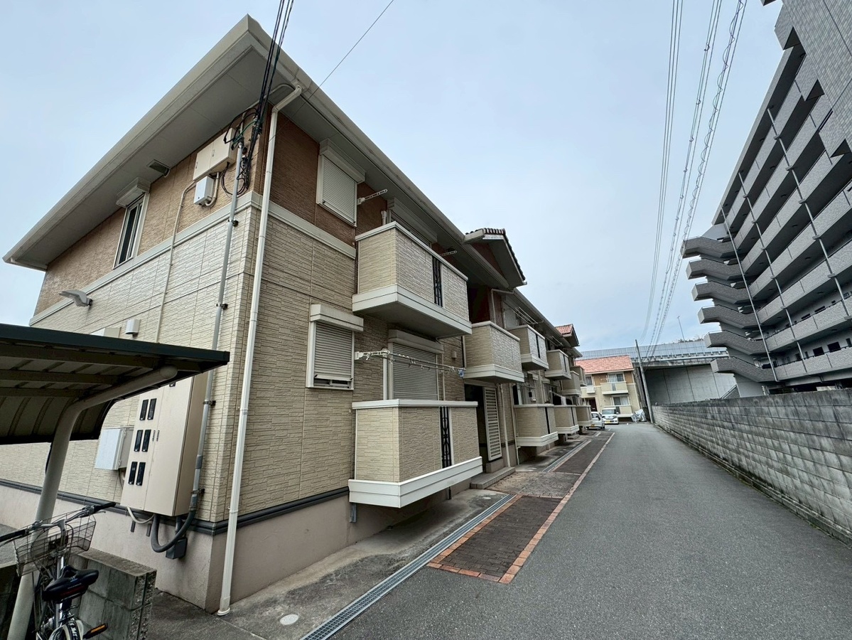 グランモア航A棟