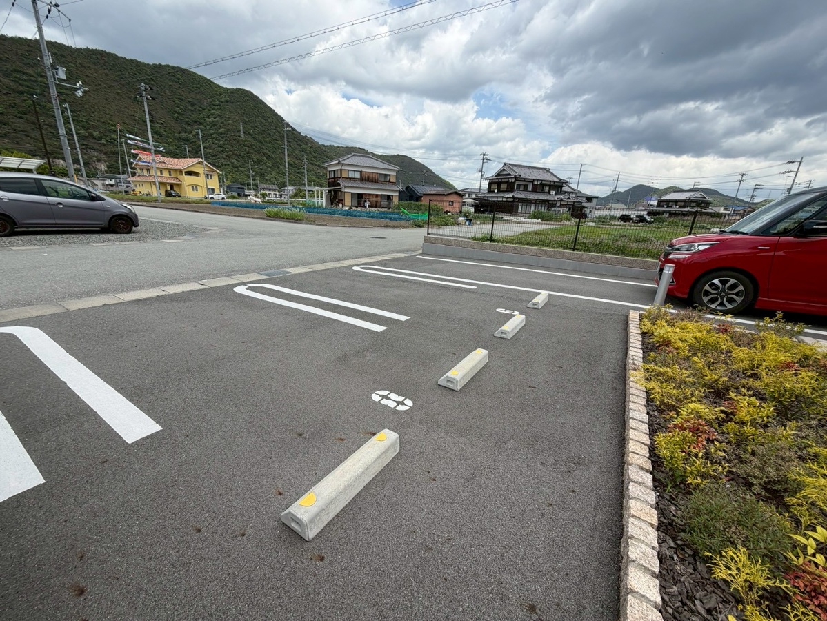 駐車場 写真15