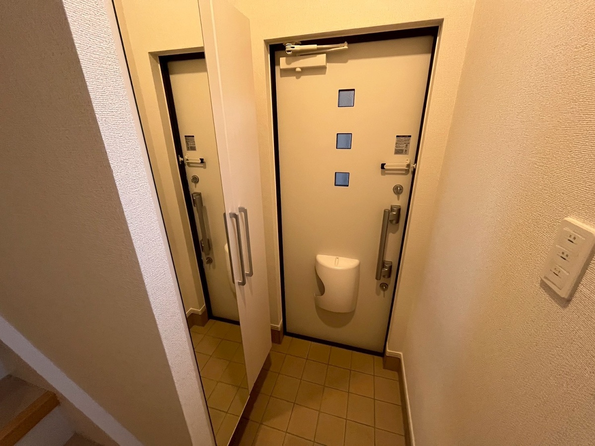 玄関 写真8