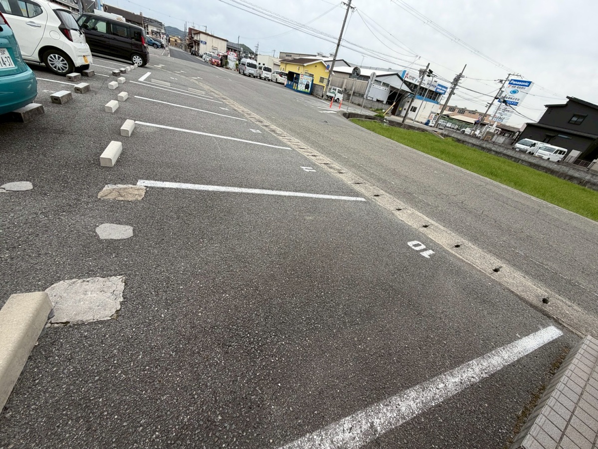 駐車場 写真5