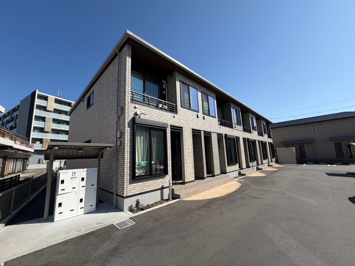 メゾン　グレーヌ王子町Ⅱ