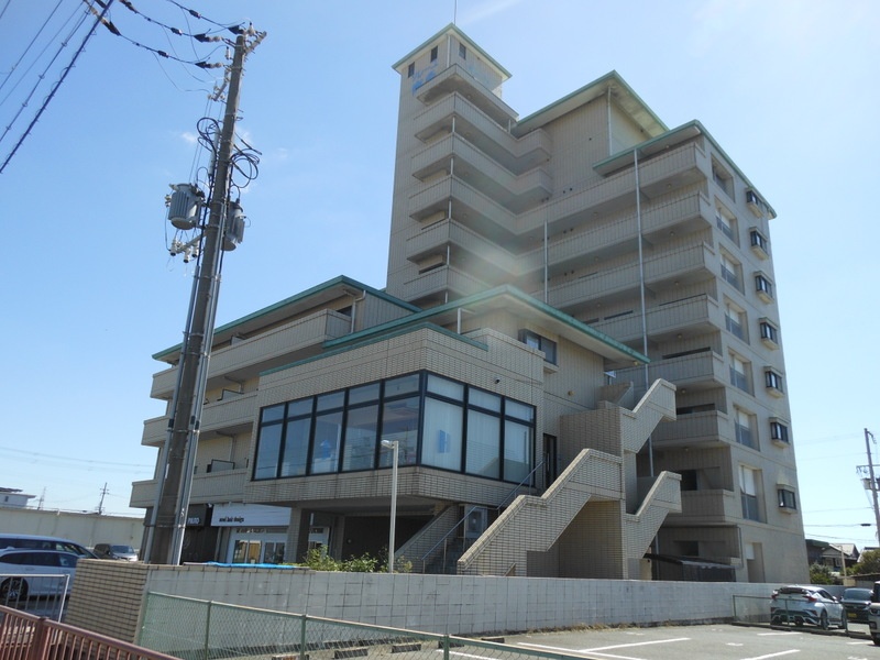 ソレーユ南条
