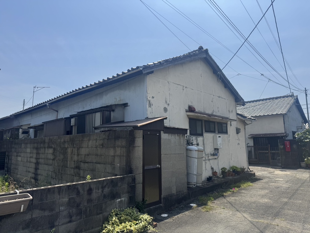 御国野町御着貸家（北側の西棟）