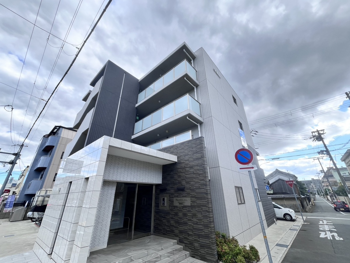 フランディル・オーラ五軒邸