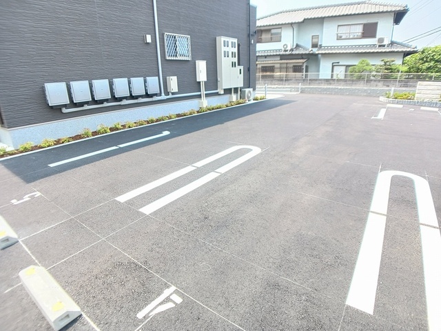 駐車場 写真13