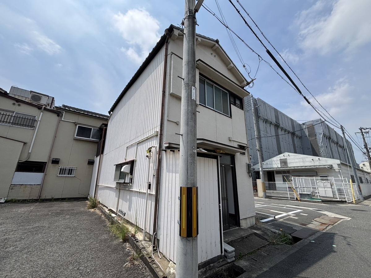 東雲町借家