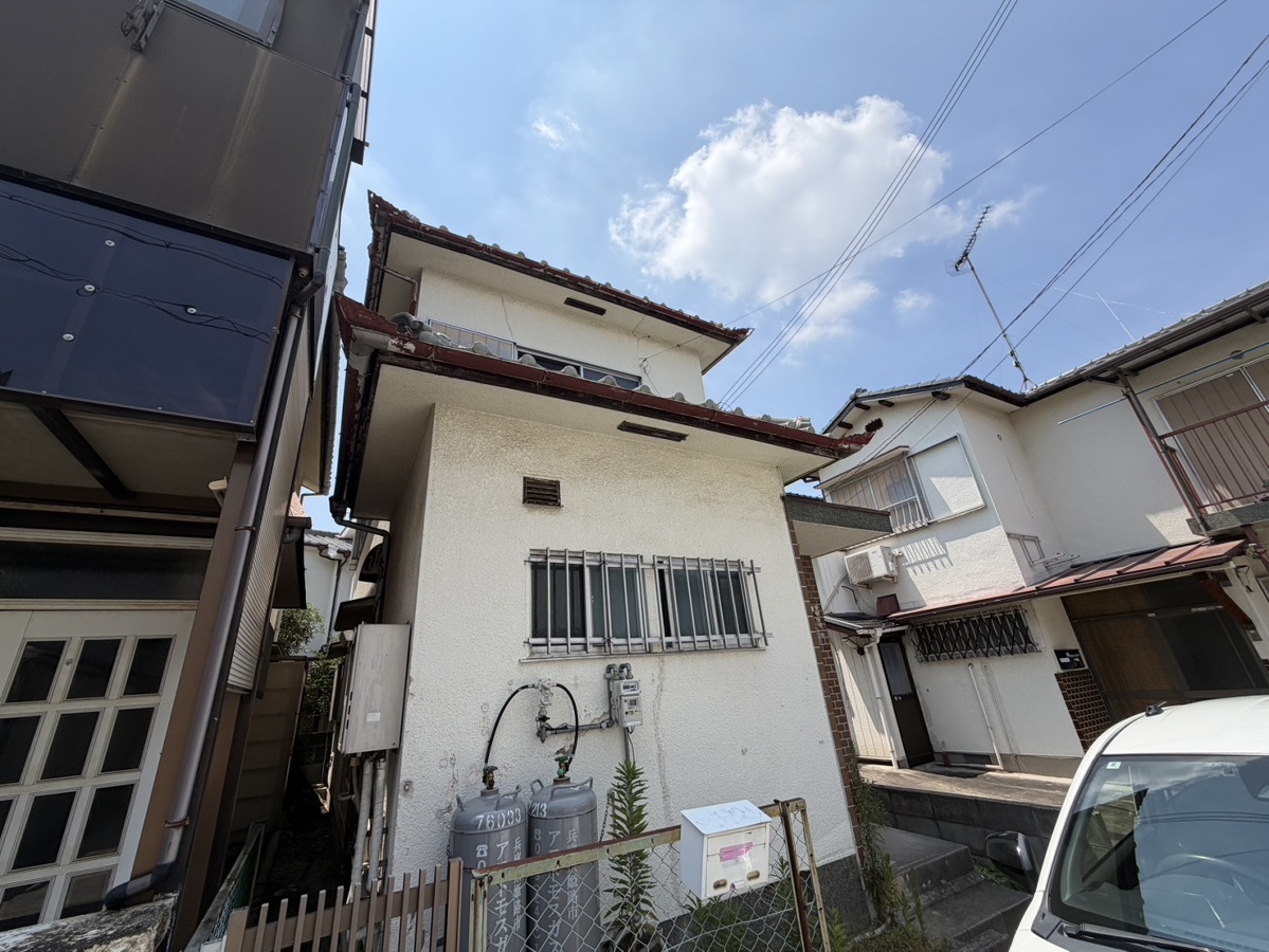 加古川市野口町北野貸家