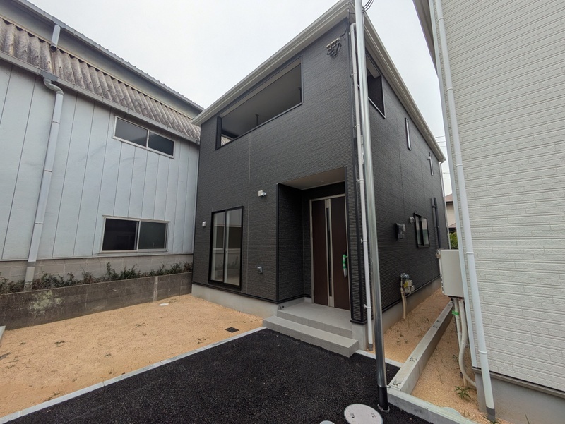 加古川市別府町新野辺北町２丁目・戸建