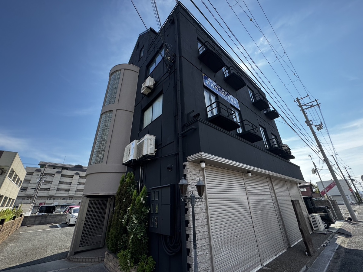 TRUSTビルディング