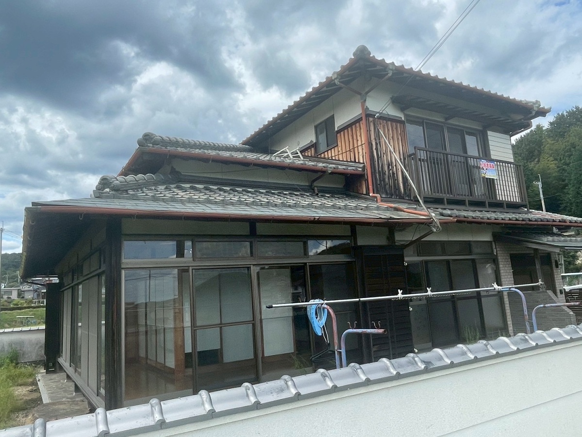 香寺町相坂貸戸建
