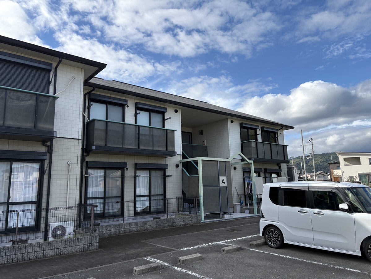 パストラーレ御立　A棟