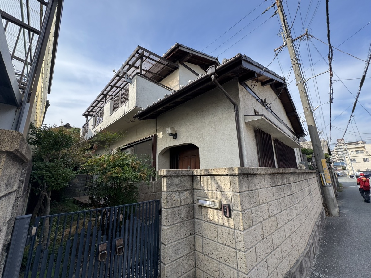 妻鹿戸建