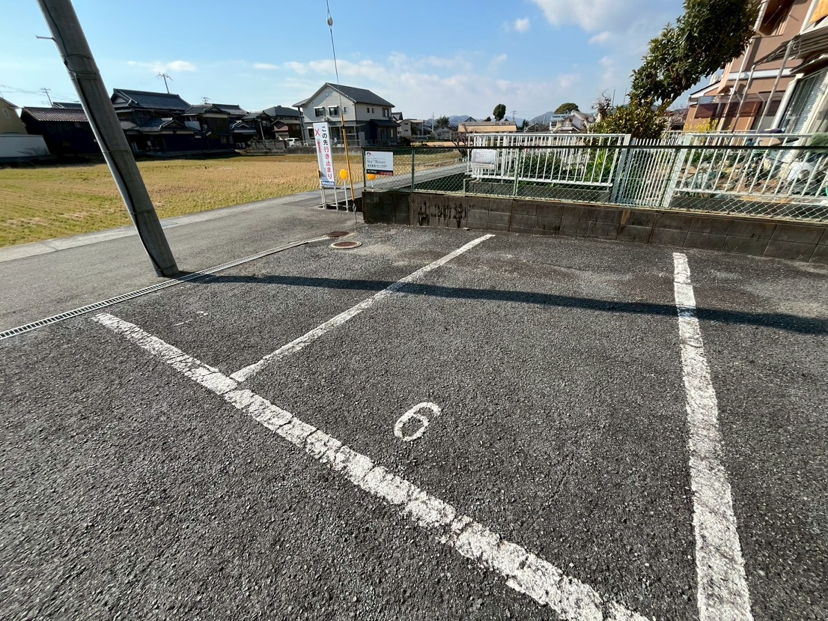 駐車場 写真30