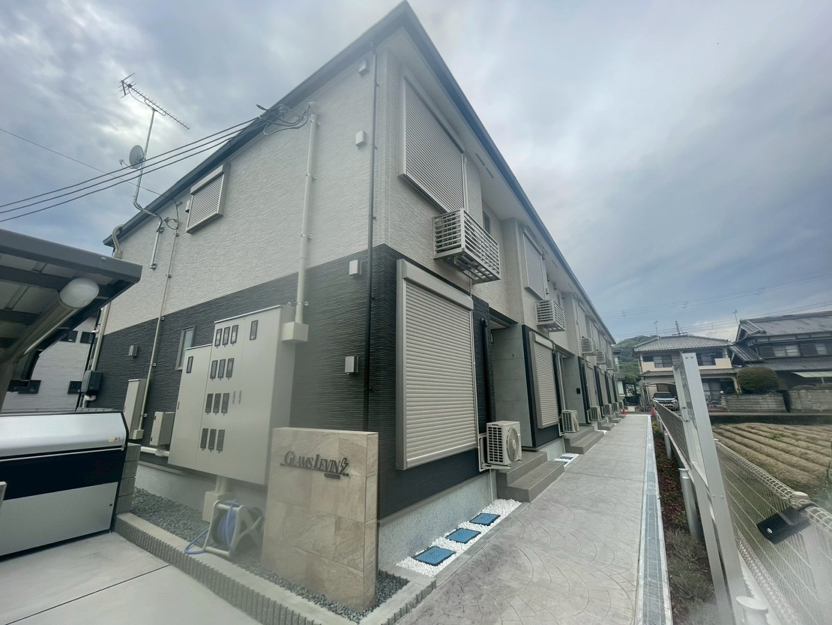 グラムス レビン