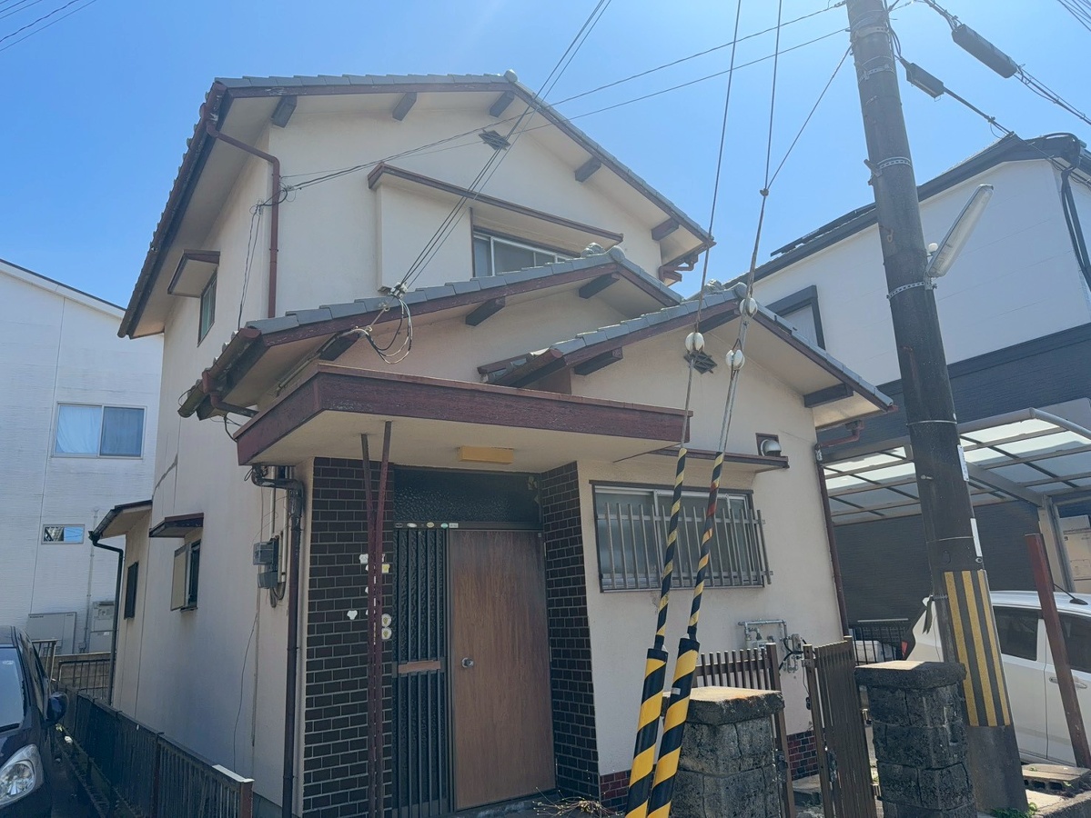 平岡町土山戸建