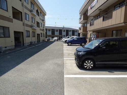 駐車場 写真13