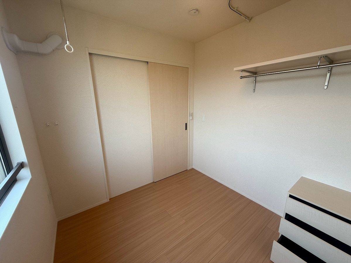 居室 写真8