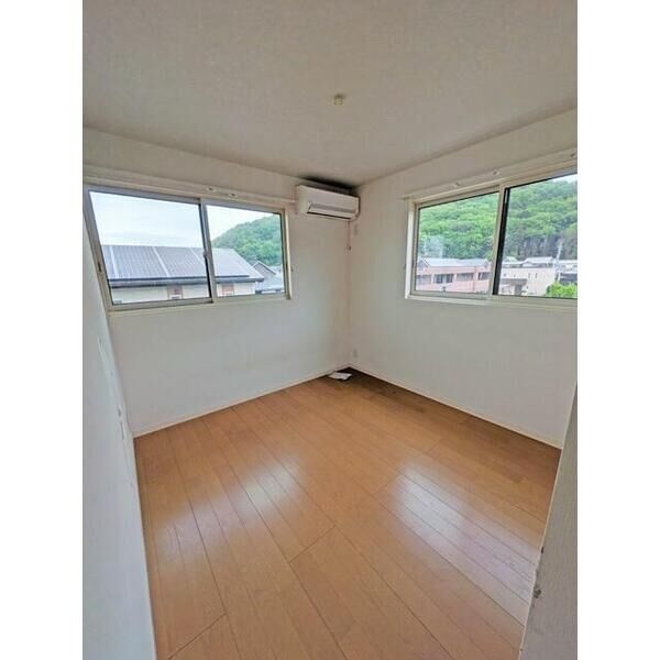 子供部屋 写真4