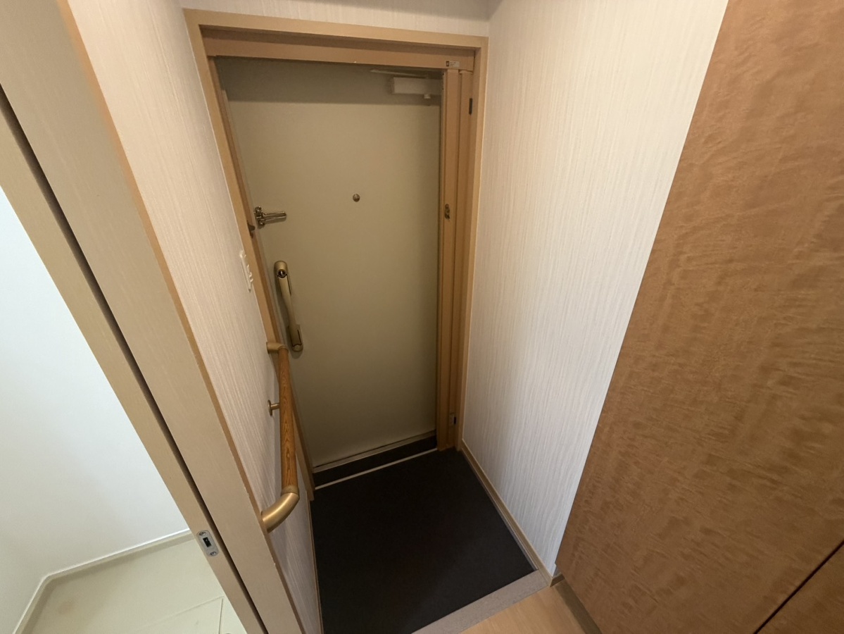 玄関 写真8