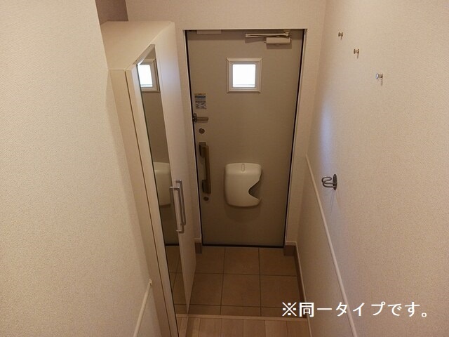 玄関 写真6