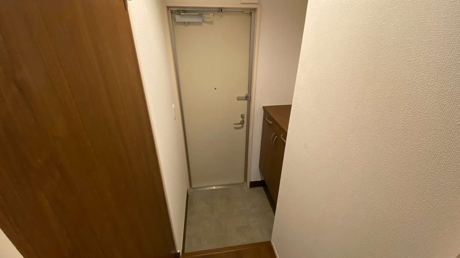 玄関 写真7