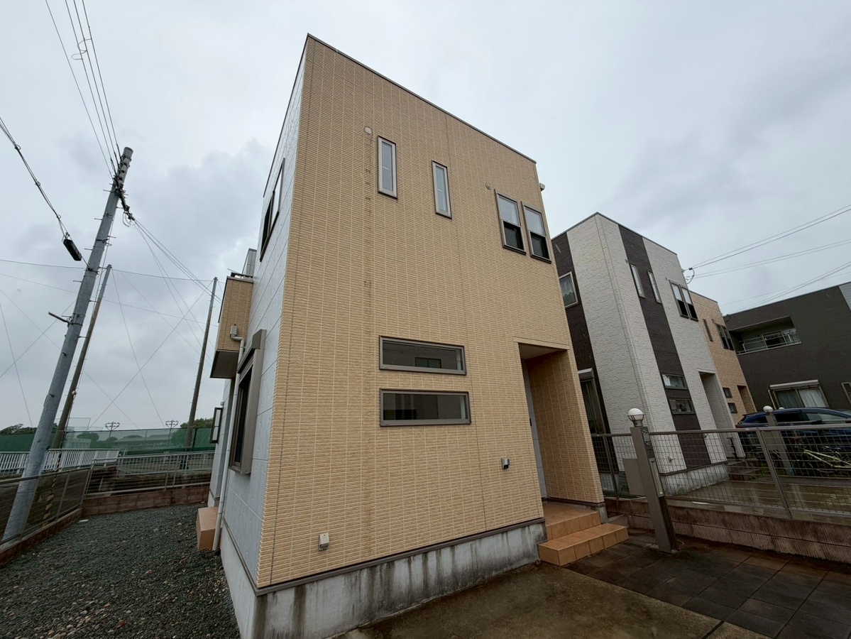 ソレイユ伊伝居