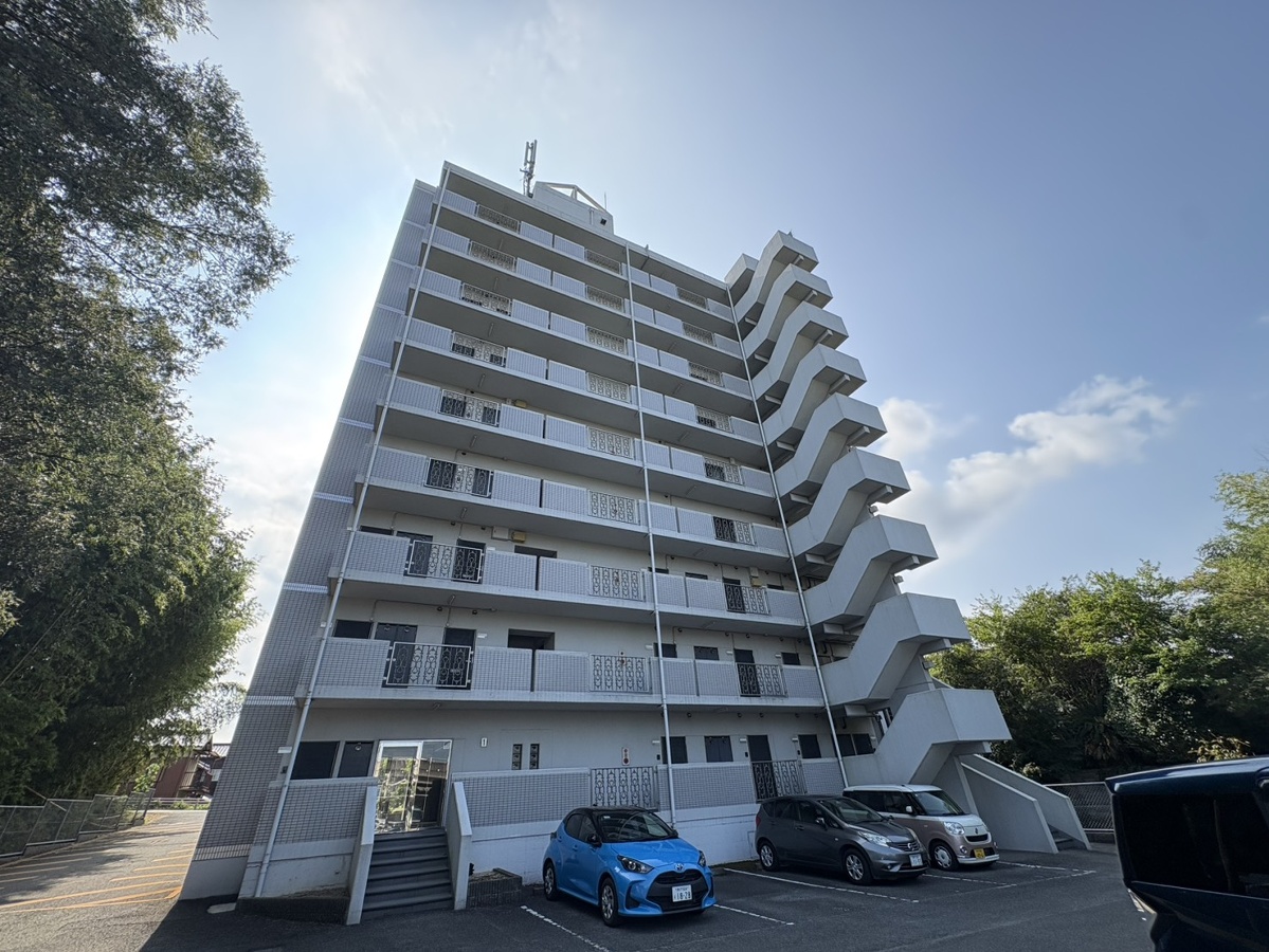 シャルル小野