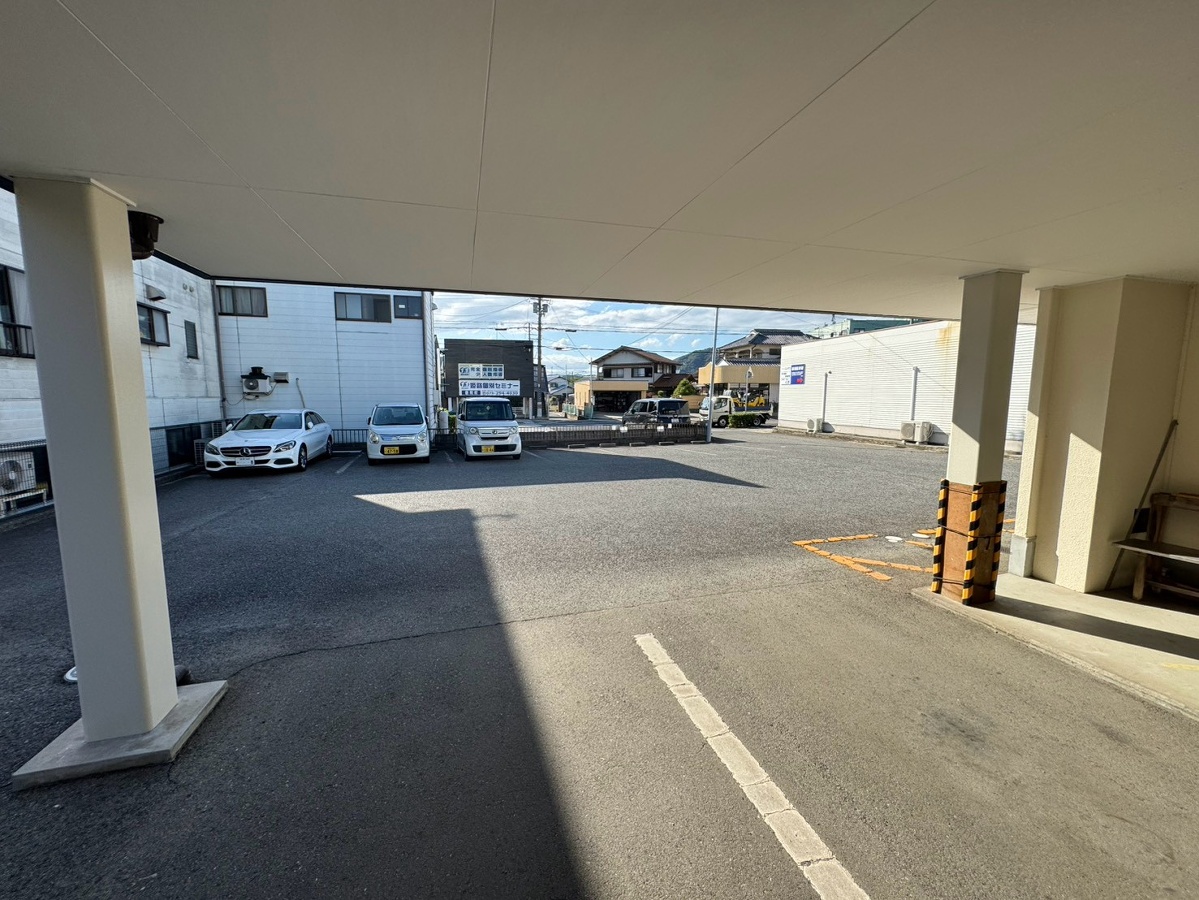 駐車場 写真32