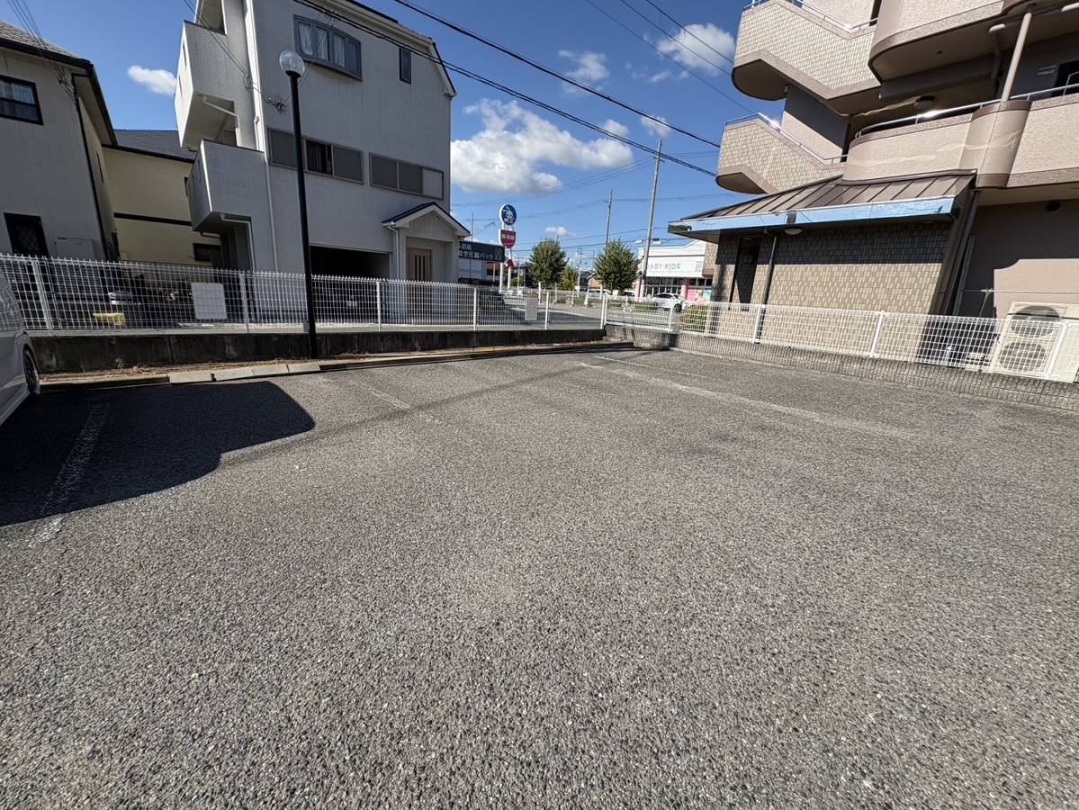 駐車場 写真32