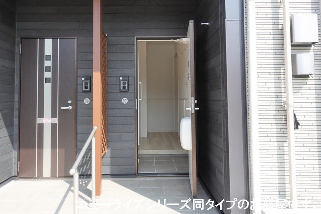 エントランス 写真12
