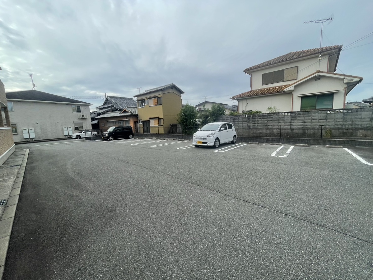 駐車場 写真32