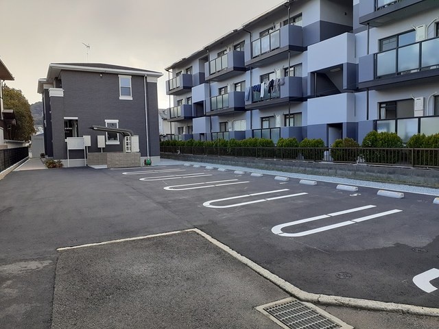 駐車場 写真13