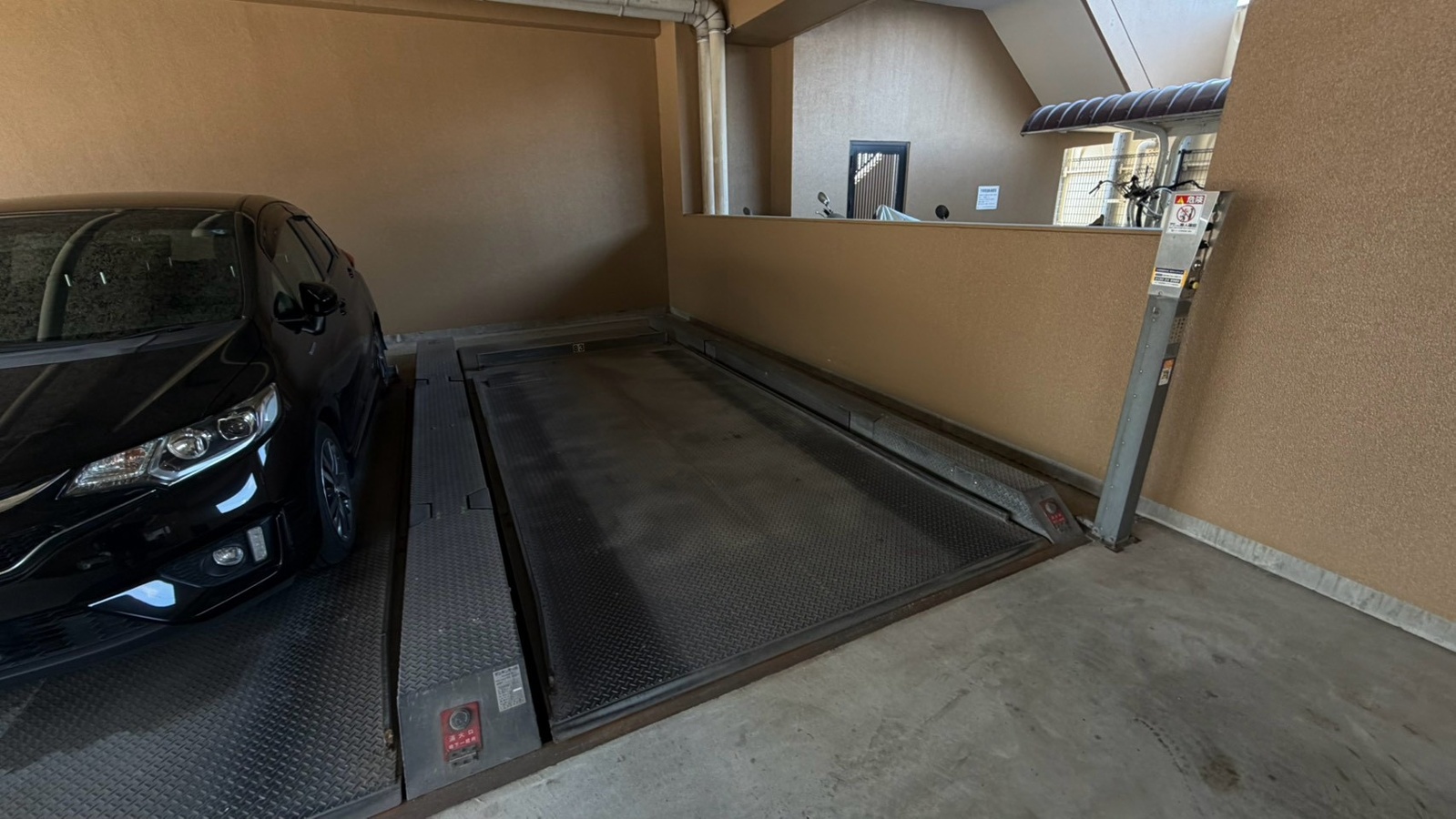 駐車場 写真32