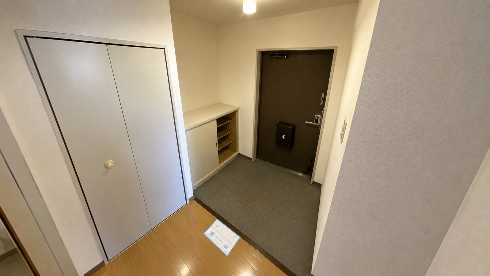 玄関 写真12
