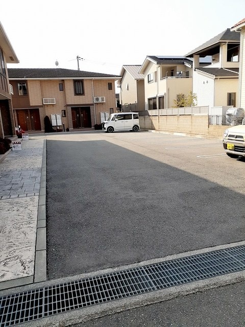 駐車場 写真13