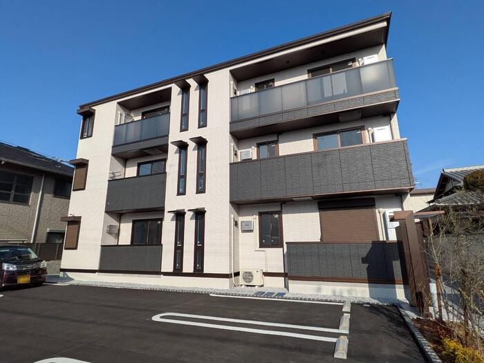 D-PLACE本町
