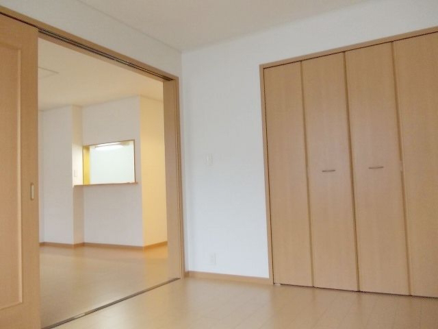 寝室 写真4